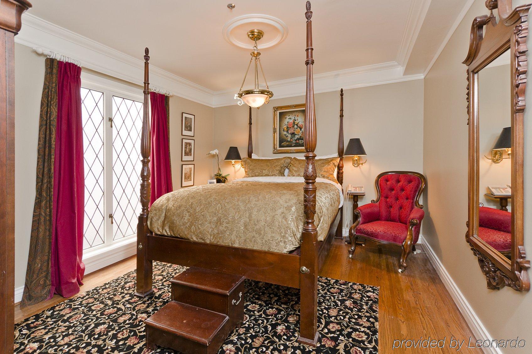 The English Bay Inn 兰里区 外观 照片